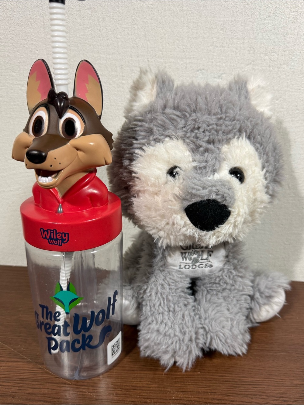 Great Wolf Lodge Wiley Sipper And Plush